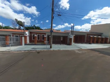 Sao Carlos Cidade Jardim Casa Locacao R$ 2.662,00 3 Dormitorios 2 Vagas Area do terreno 250.00m2 Area construida 1.11m2