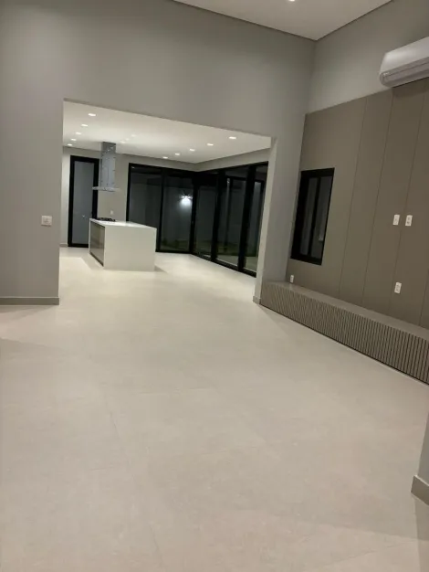 Sao Carlos Condominio Residencial Village Damha I Casa Venda R$1.650.000,00 Condominio R$480,00 3 Dormitorios 4 Vagas Area do terreno 345.50m2 Area construida 200.00m2