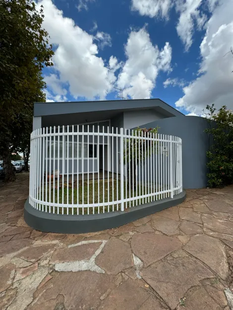 Sao Carlos Centro Casa Venda R$1.215.000,00 4 Dormitorios 5 Vagas Area do terreno 347.54m2 Area construida 256.95m2