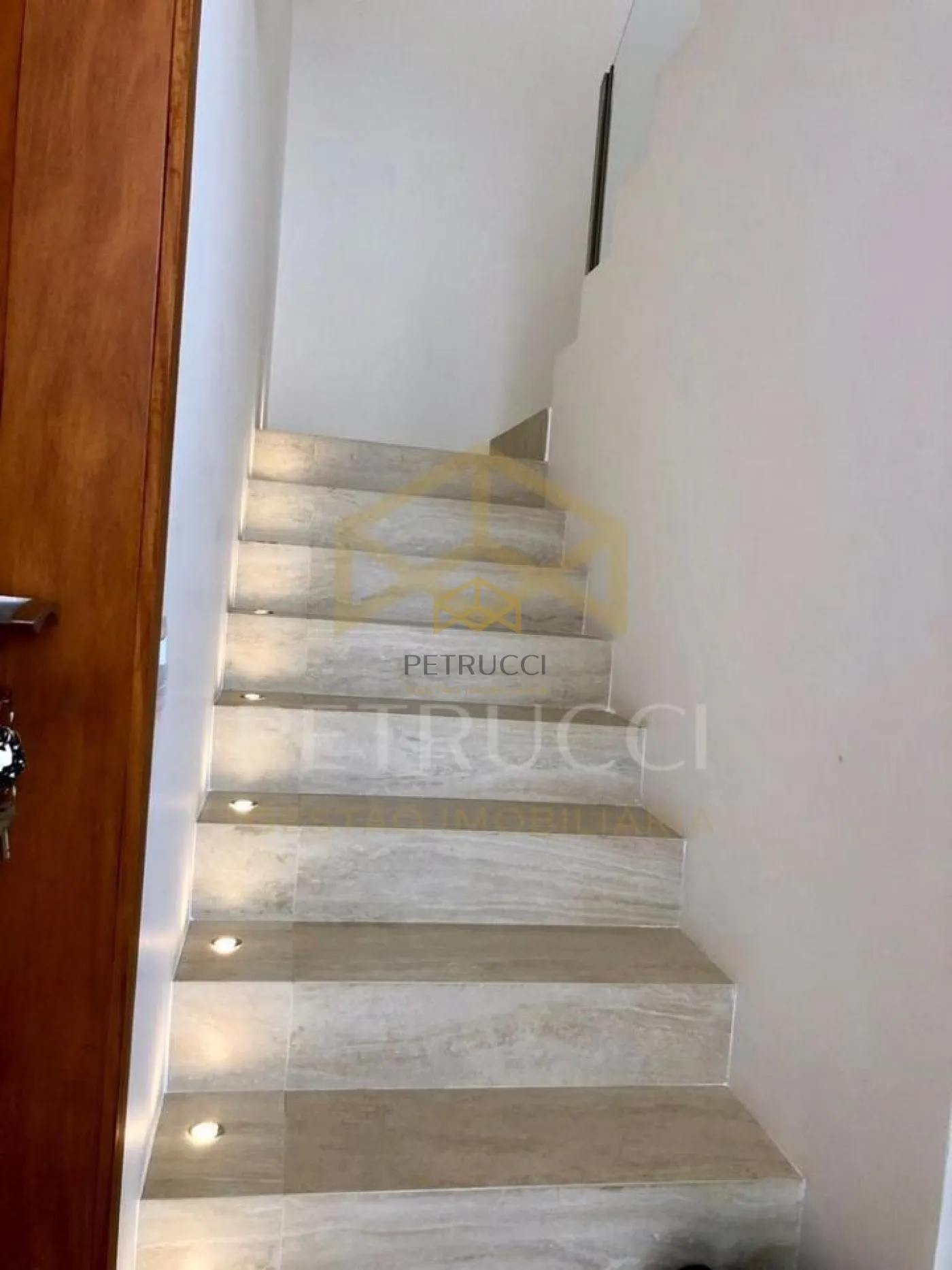 Comprar Casa / Sobrado em Condom&iacute;nio em Valinhos R$ 2.690.000,00 - Foto 18