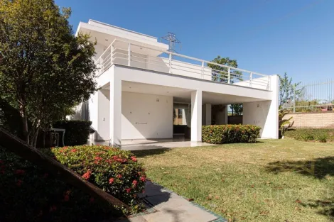 Campinas Residencial Parque das Araucarias Casa Venda R$3.450.000,00 Condominio R$1.811,00 4 Dormitorios 2 Vagas Area do terreno 761.00m2 Area construida 435.00m2