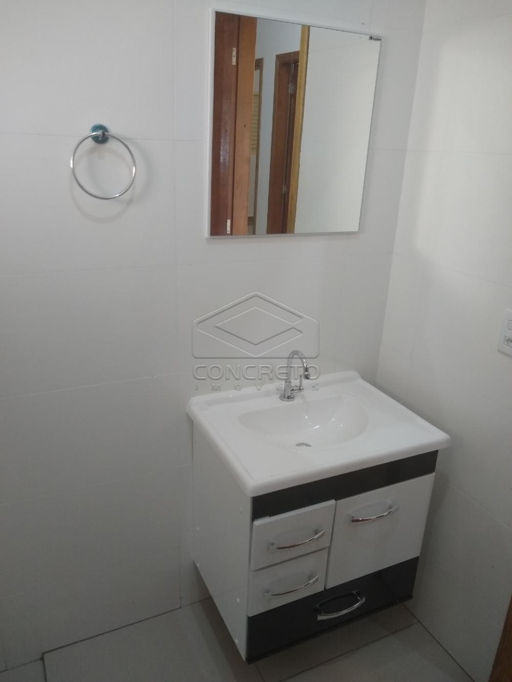 Alugar Casa / Padr&atilde;o em Len&ccedil;&oacute;is Paulista R$ 1.850,00 - Foto 8