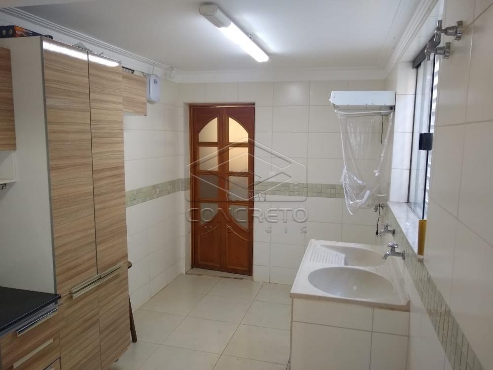 Comprar Casa / Padr&atilde;o em Len&ccedil;&oacute;is Paulista R$ 1.050.000,00 - Foto 4