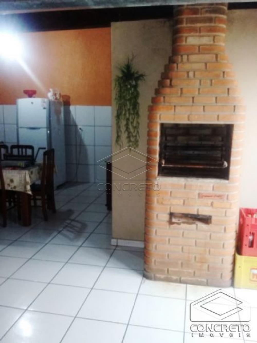 Comprar Casa / Padr&atilde;o em Len&ccedil;&oacute;is Paulista R$ 300.000,00 - Foto 6
