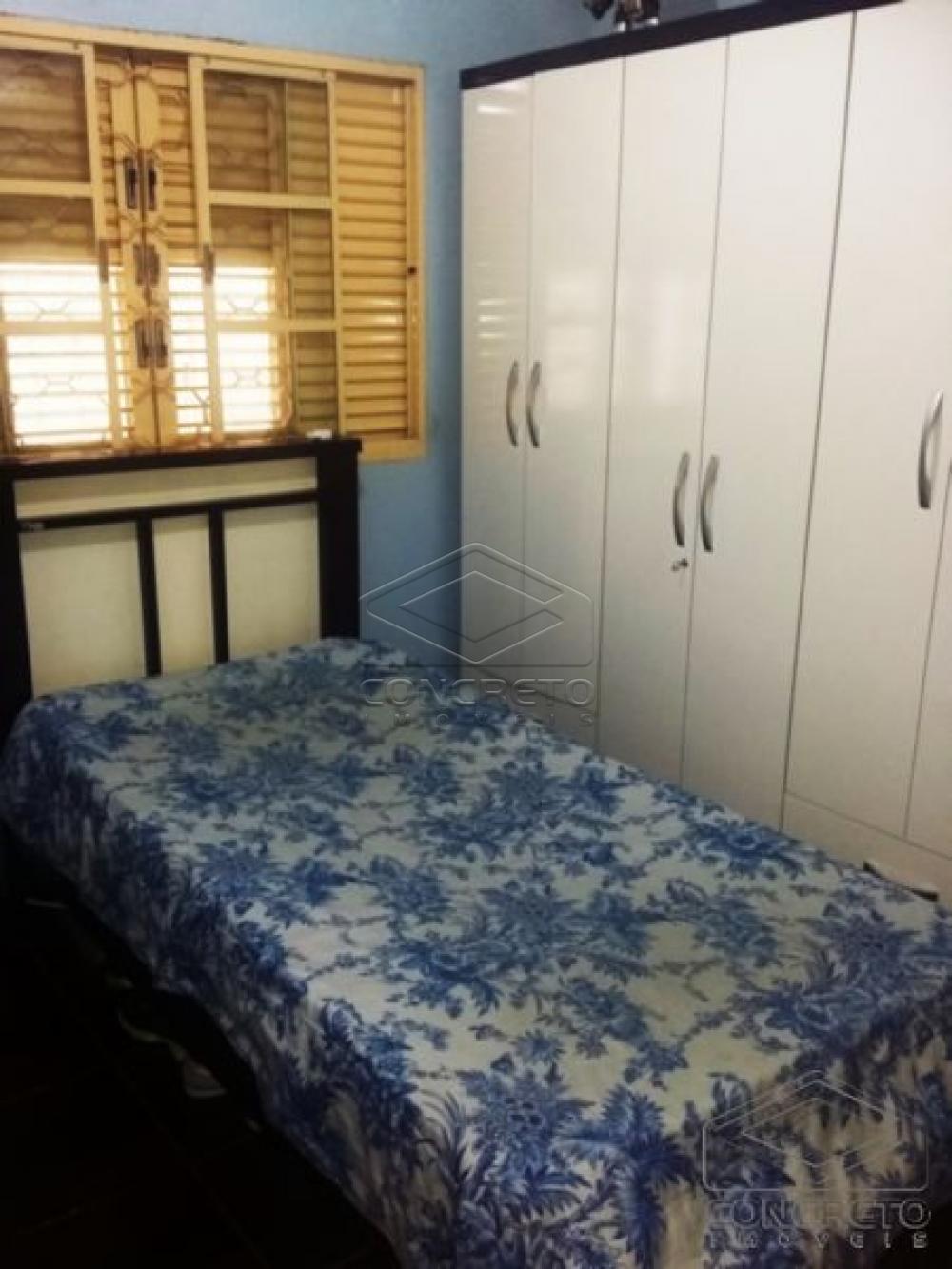 Comprar Casa / Padr&atilde;o em Len&ccedil;&oacute;is Paulista R$ 300.000,00 - Foto 7