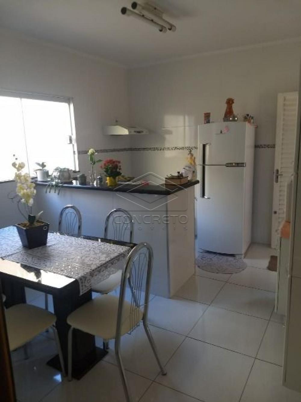Comprar Casa / Padr&atilde;o em Len&ccedil;&oacute;is Paulista R$ 520.000,00 - Foto 5