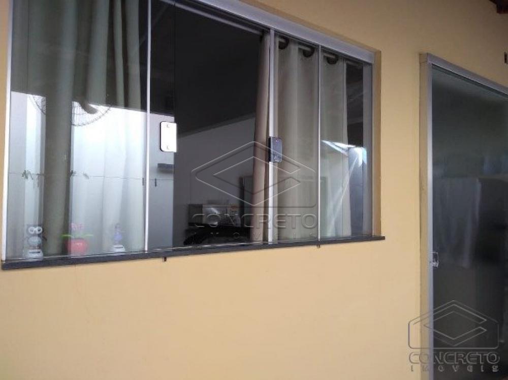 Comprar Casa / Padr&atilde;o em Len&ccedil;&oacute;is Paulista R$ 300.000,00 - Foto 6