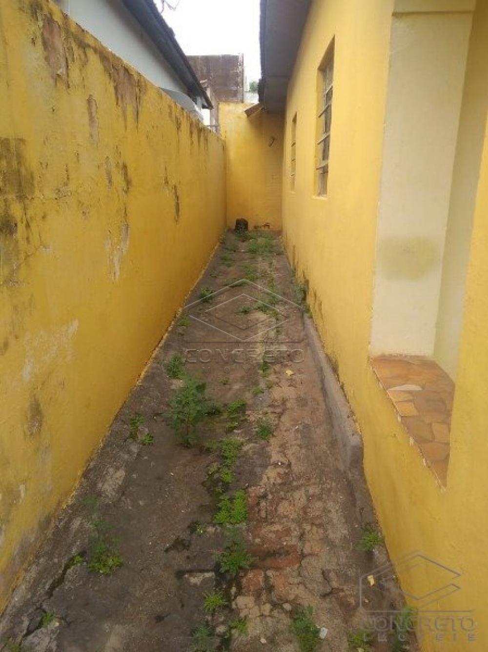 Comprar Casa / Padr&atilde;o em Len&ccedil;&oacute;is Paulista R$ 190.000,00 - Foto 6