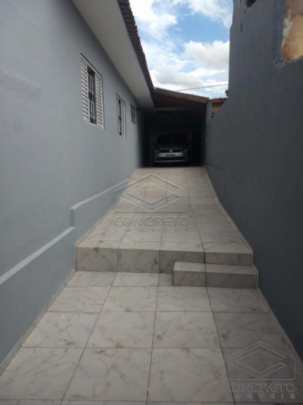 Comprar Casa / Padr&atilde;o em Len&ccedil;&oacute;is Paulista R$ 450.000,00 - Foto 6