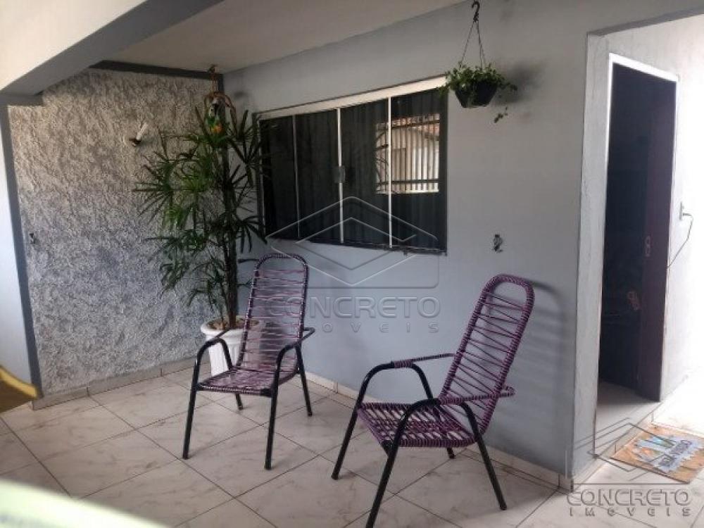 Comprar Casa / Padr&atilde;o em Len&ccedil;&oacute;is Paulista R$ 450.000,00 - Foto 9