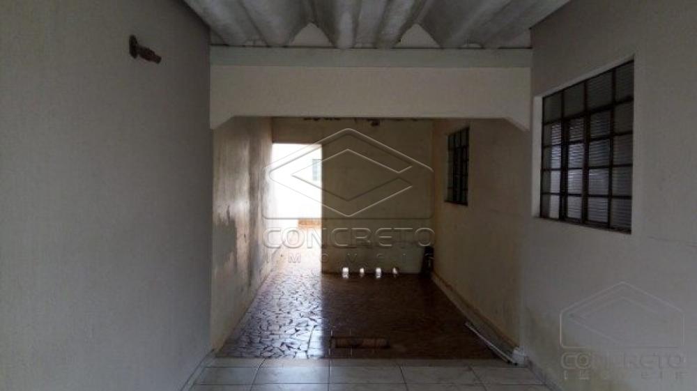 Comprar Casa / Padr&atilde;o em Len&ccedil;&oacute;is Paulista R$ 300.000,00 - Foto 7