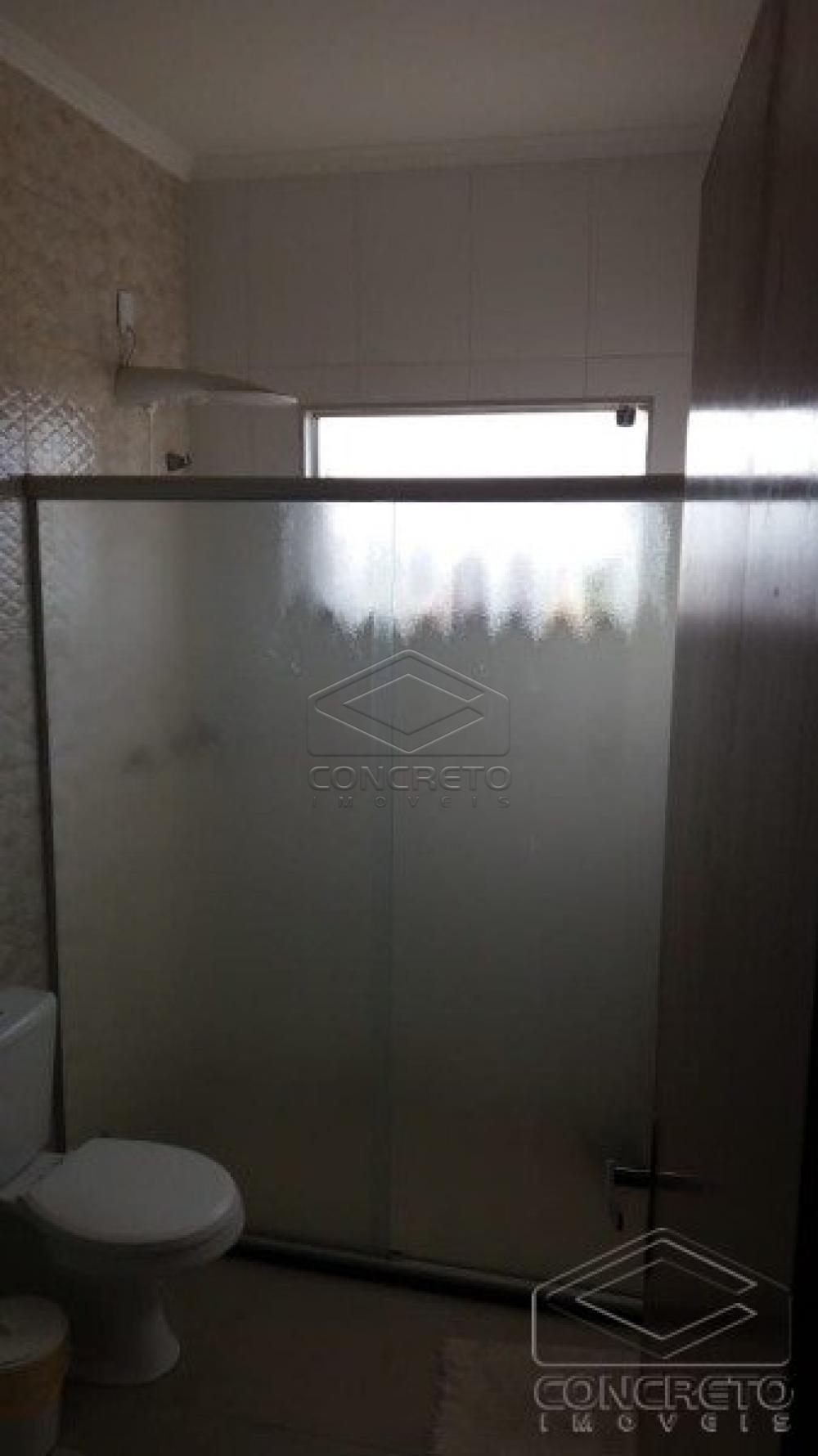 Comprar Casa / Padr&atilde;o em Len&ccedil;&oacute;is Paulista R$ 750.000,00 - Foto 13