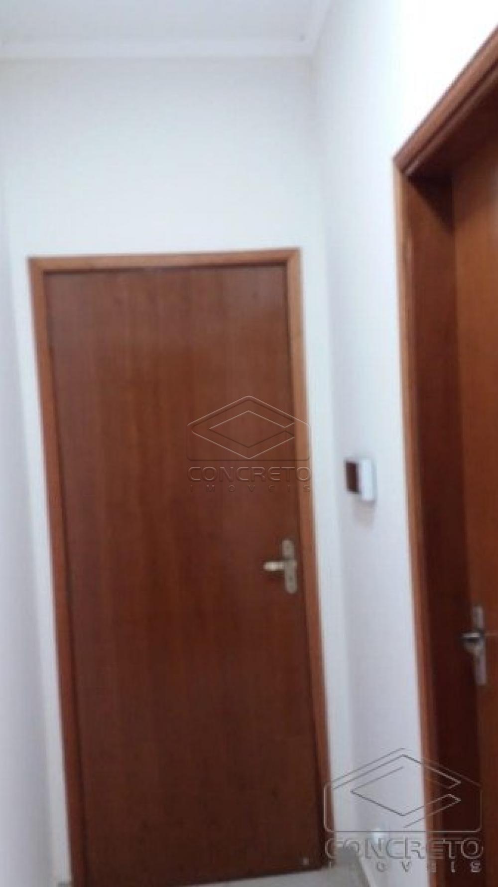 Comprar Casa / Padr&atilde;o em Len&ccedil;&oacute;is Paulista R$ 750.000,00 - Foto 14