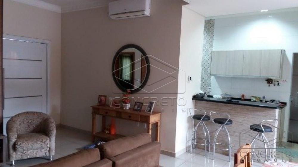 Comprar Casa / Padr&atilde;o em Len&ccedil;&oacute;is Paulista R$ 750.000,00 - Foto 22