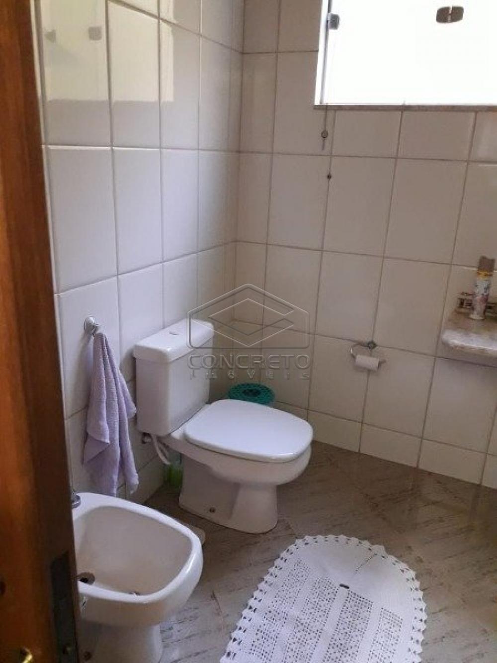 Comprar Casa / Padr&atilde;o em Len&ccedil;&oacute;is Paulista R$ 370.000,00 - Foto 2