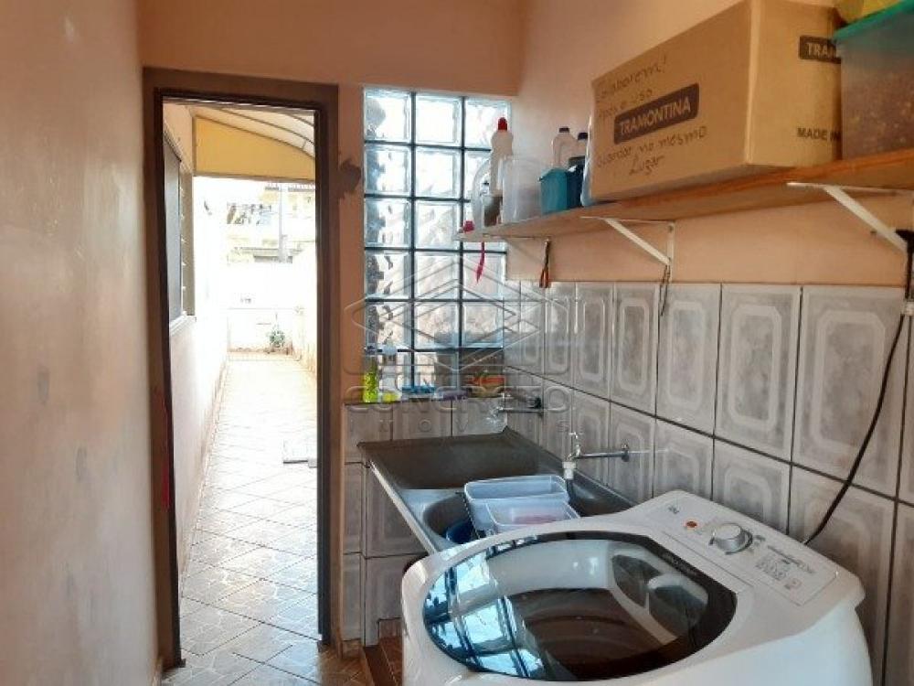 Comprar Casa / Padr&atilde;o em Len&ccedil;&oacute;is Paulista R$ 520.000,00 - Foto 2