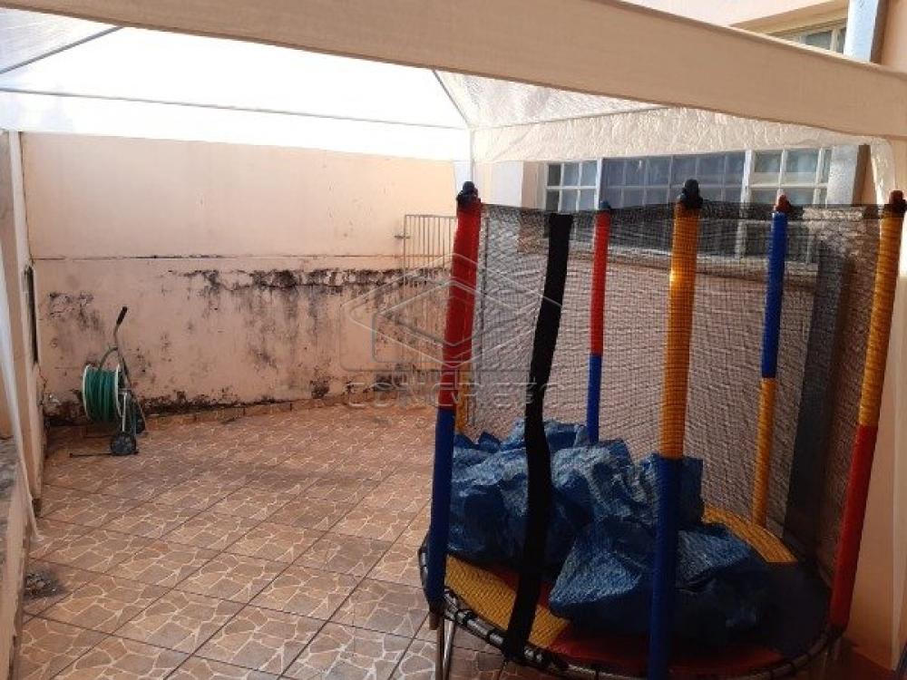 Comprar Casa / Padr&atilde;o em Len&ccedil;&oacute;is Paulista R$ 520.000,00 - Foto 3