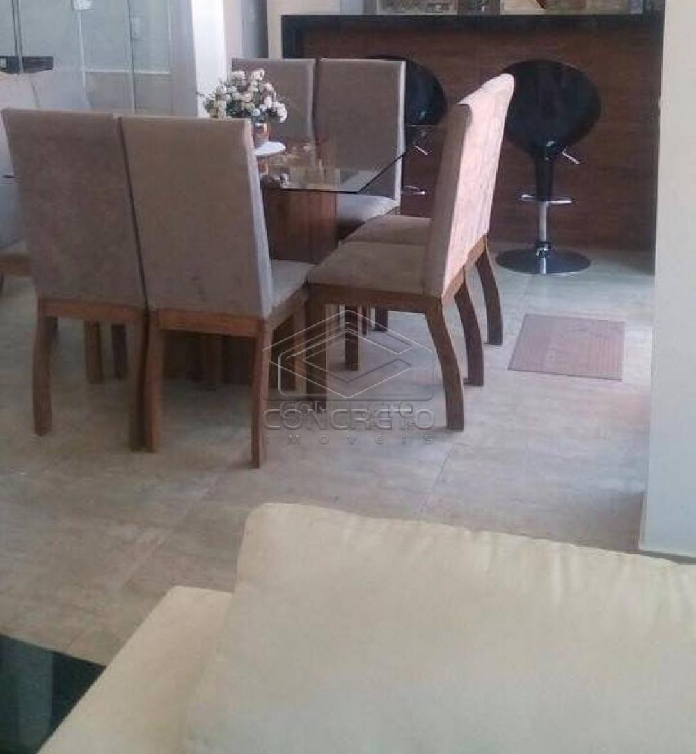 Comprar Casa / Padr&atilde;o em Len&ccedil;&oacute;is Paulista R$ 500.000,00 - Foto 3