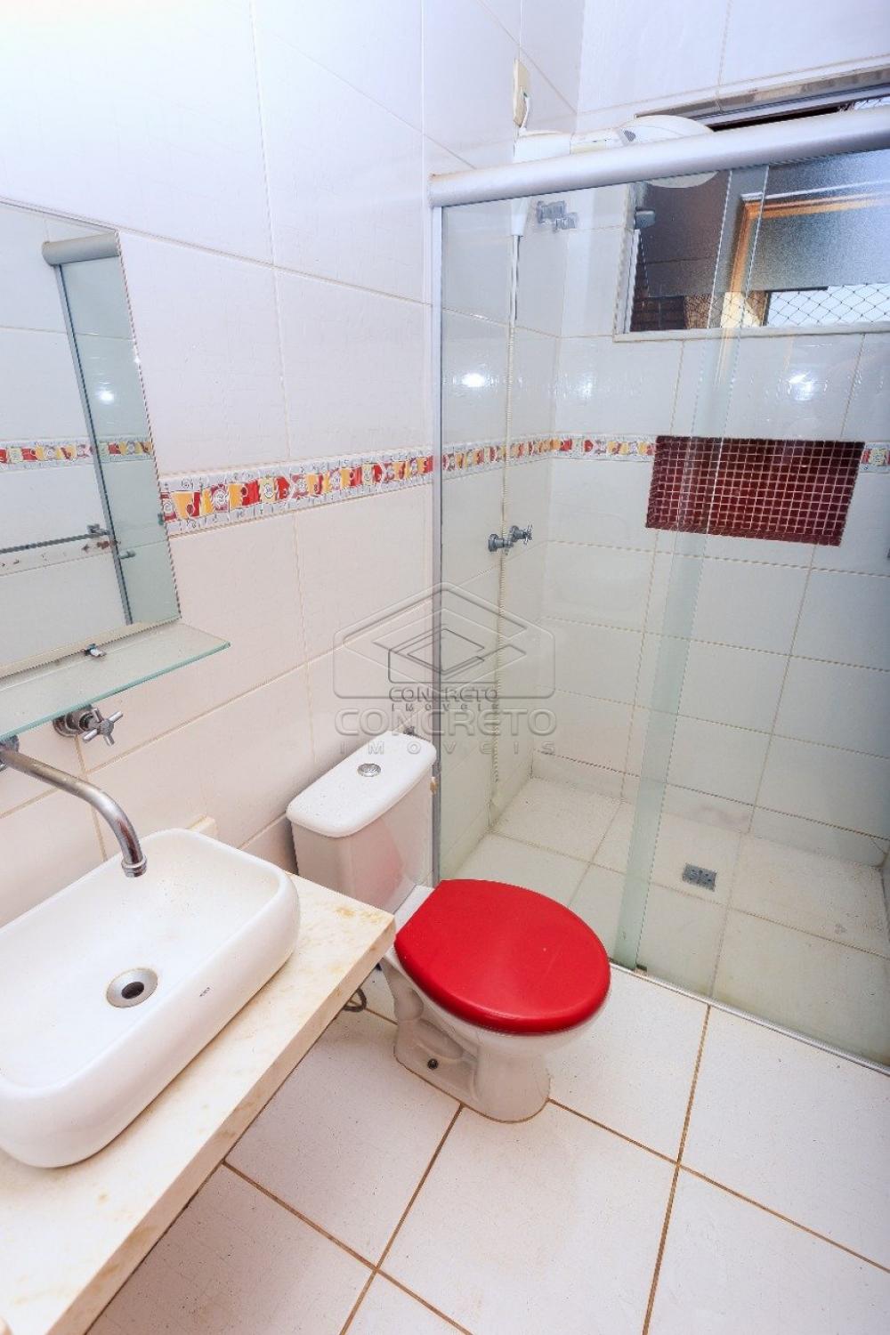 Alugar Casa / Padr&atilde;o em Len&ccedil;&oacute;is Paulista R$ 2.300,00 - Foto 11