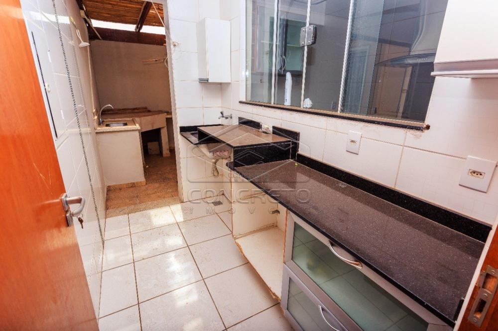 Alugar Casa / Padr&atilde;o em Len&ccedil;&oacute;is Paulista R$ 2.300,00 - Foto 16