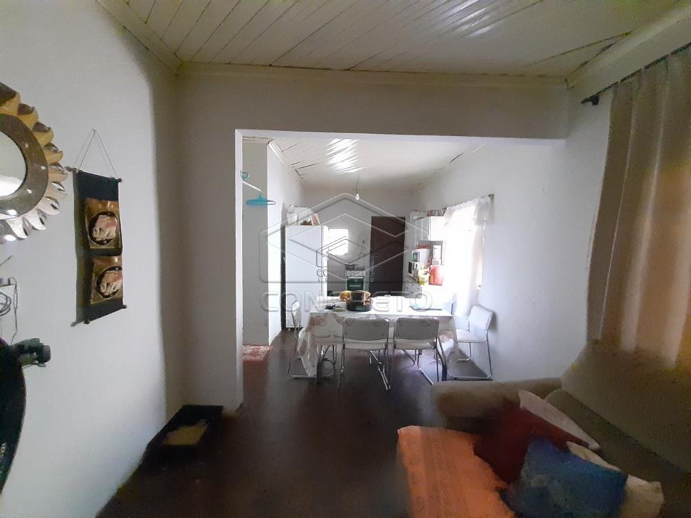 Comprar Casa / Padr&atilde;o em Len&ccedil;&oacute;is Paulista R$ 385.000,00 - Foto 5