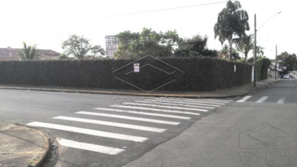 Comprar Terreno / Padr&atilde;o em Len&ccedil;&oacute;is Paulista R$ 680.000,00 - Foto 1