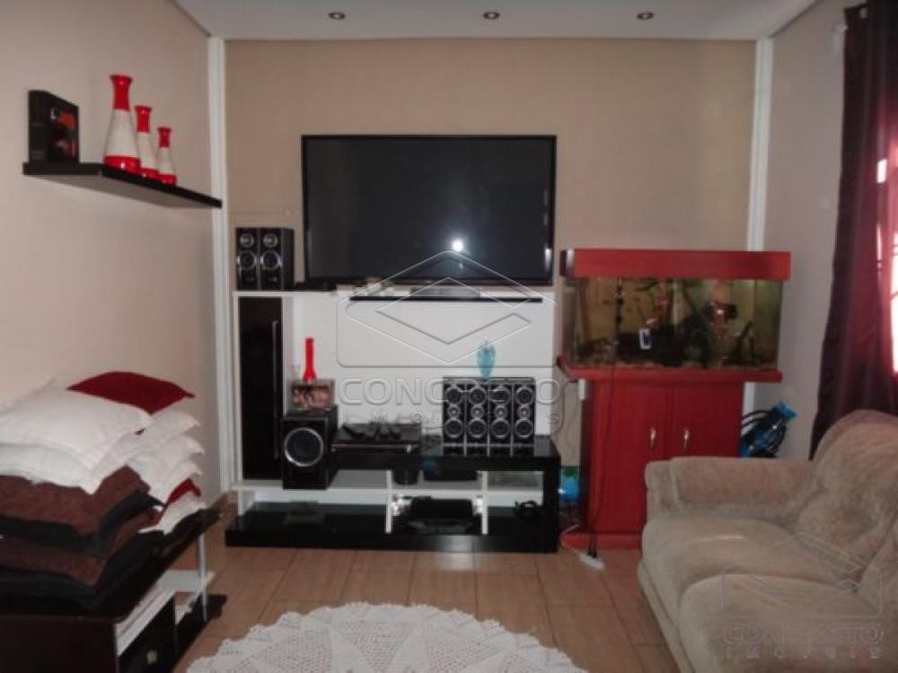 Comprar Casa / Padr&atilde;o em Len&ccedil;&oacute;is Paulista R$ 200.000,00 - Foto 4