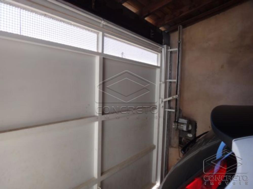 Comprar Casa / Padr&atilde;o em Len&ccedil;&oacute;is Paulista R$ 200.000,00 - Foto 5