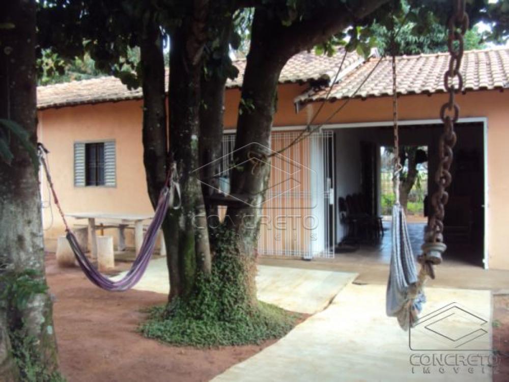 Comprar Rural / Ch&aacute;caraFazenda em Len&ccedil;&oacute;is Paulista R$ 400.000,00 - Foto 1