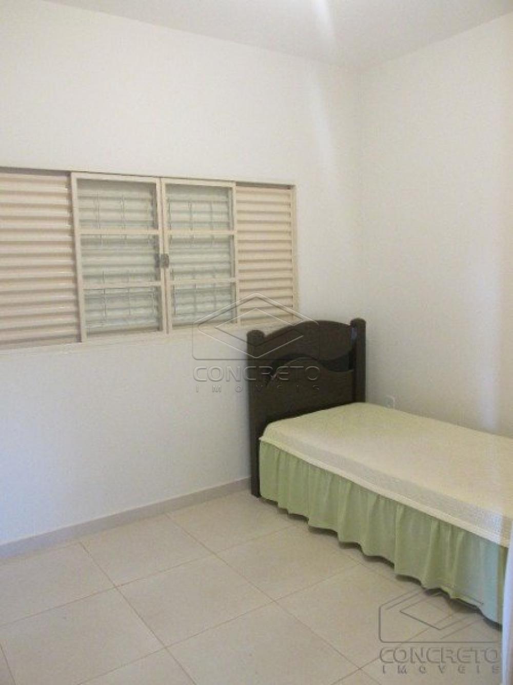 Alugar Casa / Padr&atilde;o em Len&ccedil;&oacute;is Paulista R$ 3.000,00 - Foto 5