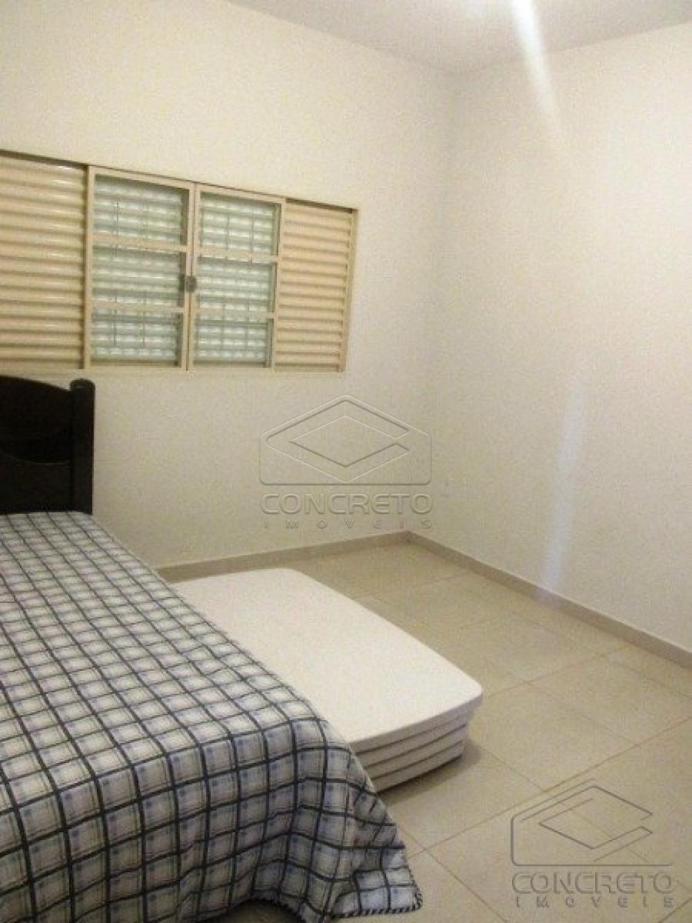 Alugar Casa / Padr&atilde;o em Len&ccedil;&oacute;is Paulista R$ 3.000,00 - Foto 21