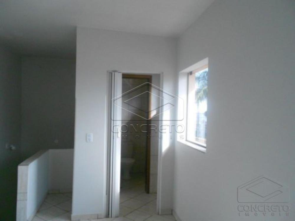 Alugar Comercial / Loja em Len&ccedil;&oacute;is Paulista R$ 1.500,00 - Foto 5