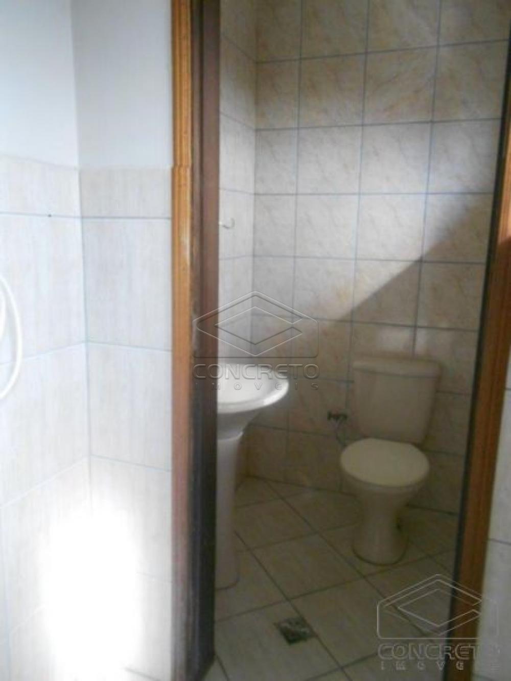 Alugar Comercial / Loja em Len&ccedil;&oacute;is Paulista R$ 1.500,00 - Foto 9
