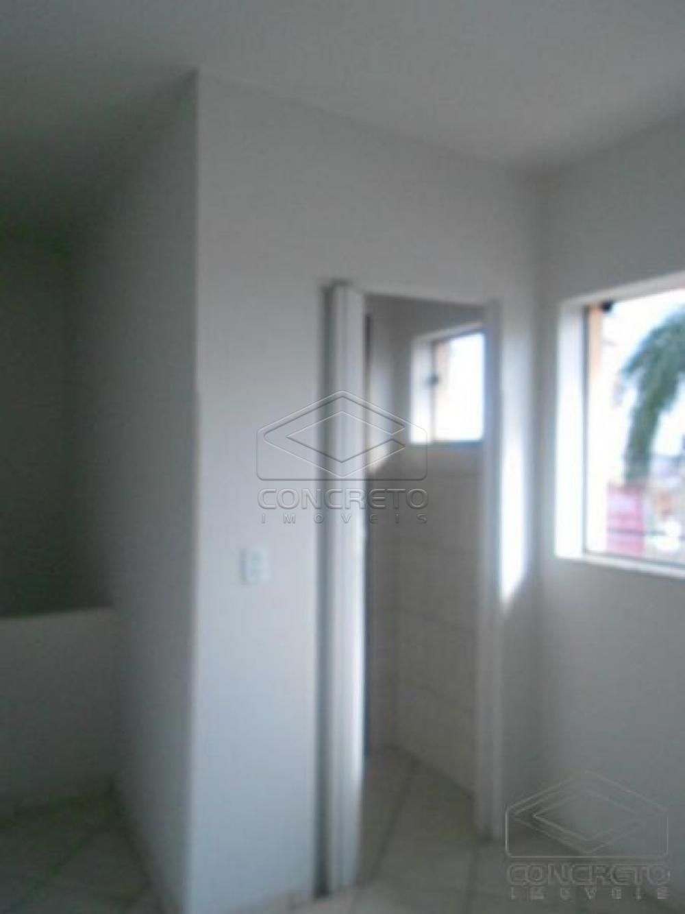 Alugar Comercial / Loja em Len&ccedil;&oacute;is Paulista R$ 1.500,00 - Foto 10