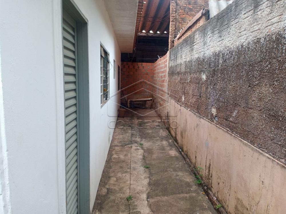 Alugar Casa / Padr&atilde;o em Len&ccedil;&oacute;is Paulista R$ 1.100,00 - Foto 7