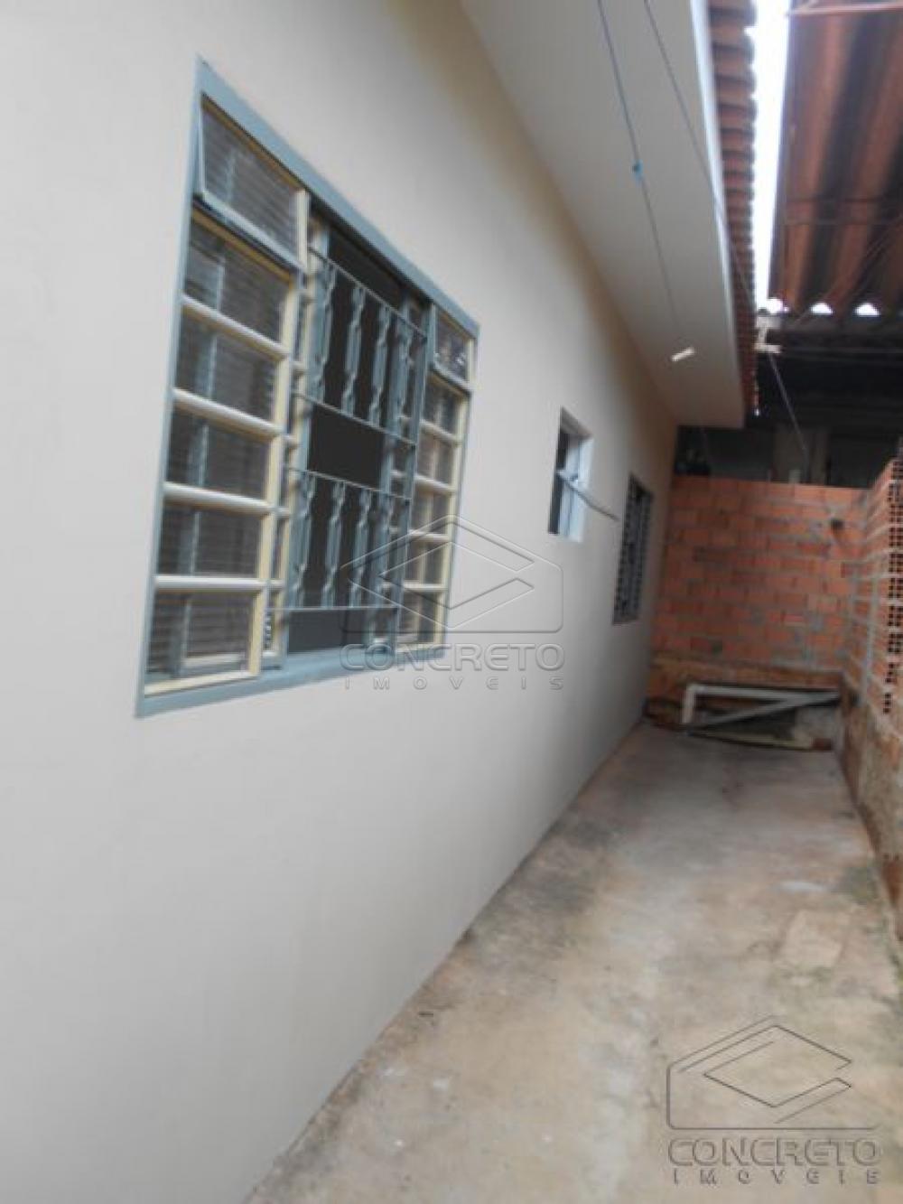 Alugar Apartamento / Kitnet em Len&ccedil;&oacute;is Paulista R$ 1.100,00 - Foto 7