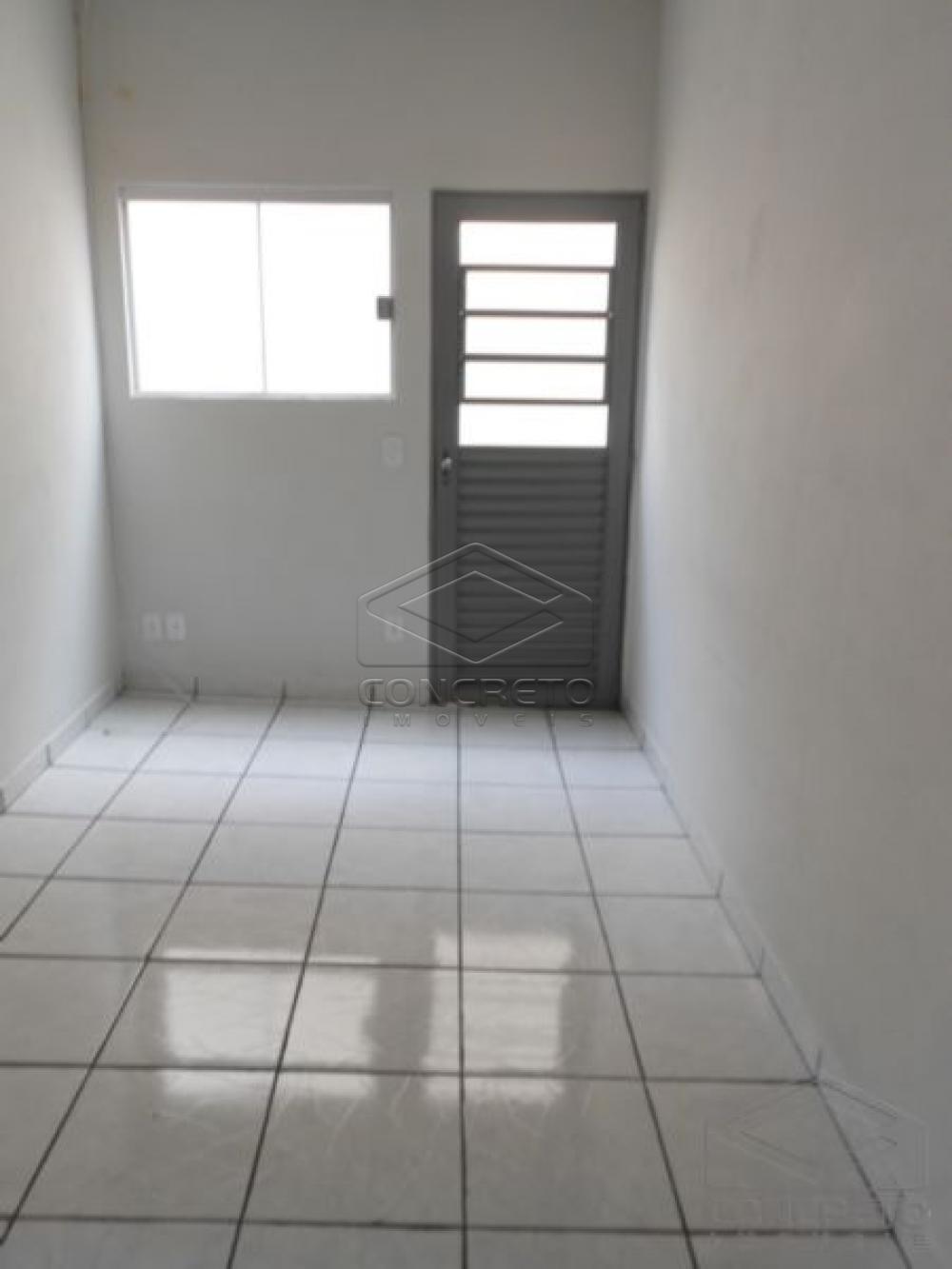 Alugar Apartamento / Kitnet em Len&ccedil;&oacute;is Paulista R$ 1.100,00 - Foto 8