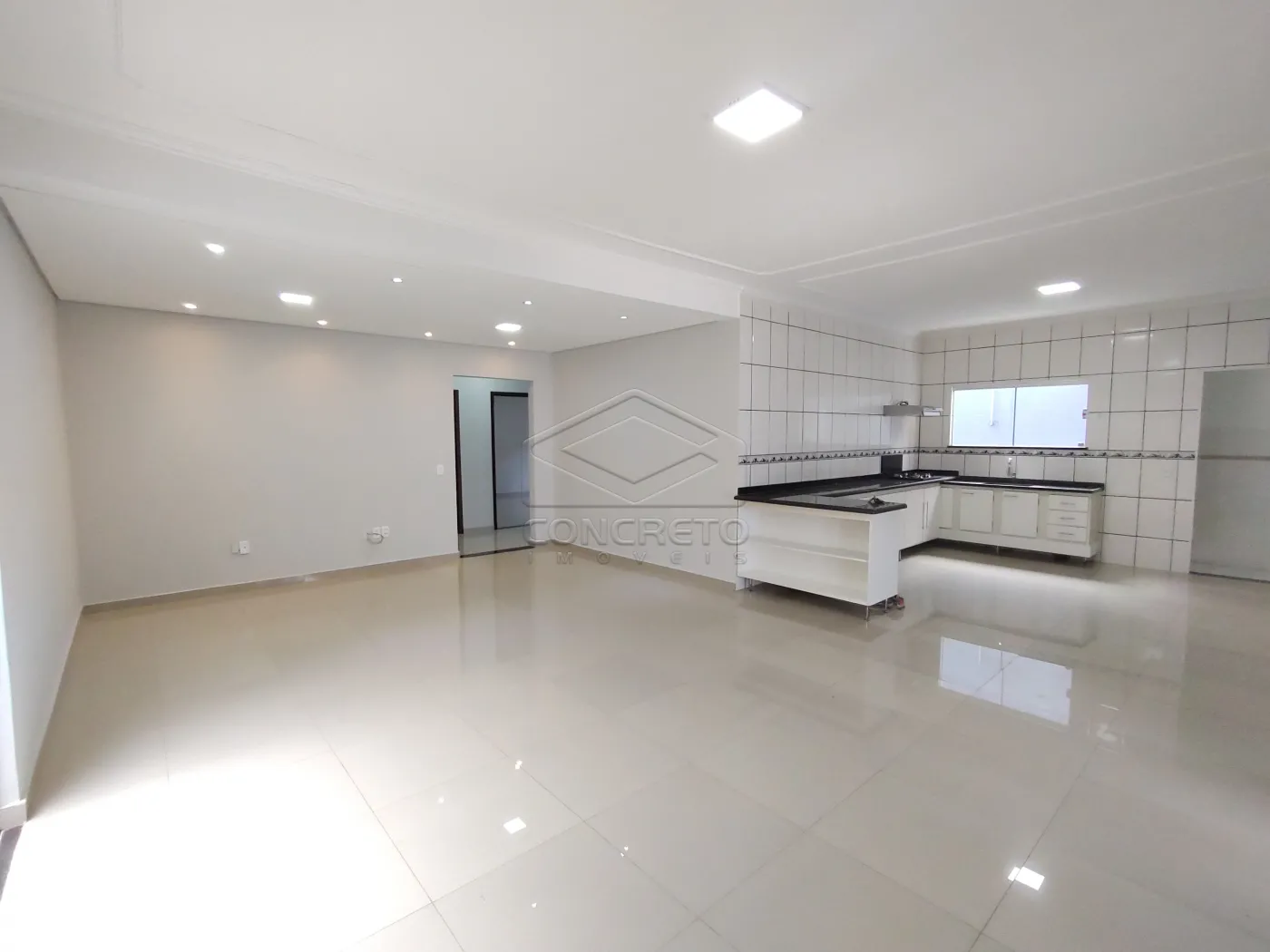 Alugar Casa / Resid&ecirc;ncia em Len&ccedil;&oacute;is Paulista R$ 1.850,00 - Foto 1