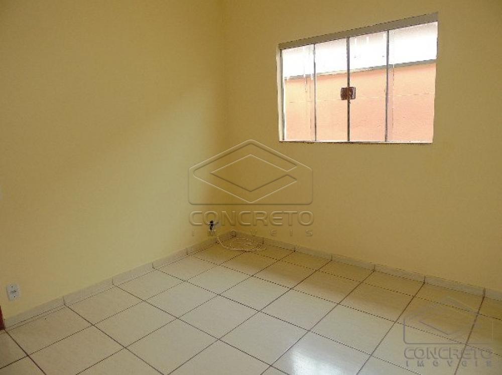 Alugar Casa / Resid&amp;ecirc;ncia em Len&amp;ccedil;&amp;oacute;is Paulista R$ 1.430,69 - Foto 3
