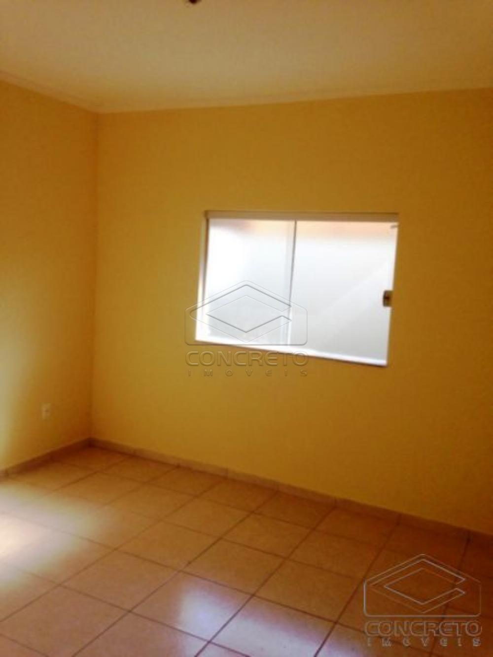 Alugar Casa / Resid&ecirc;ncia em Len&ccedil;&oacute;is Paulista R$ 1.300,00 - Foto 6