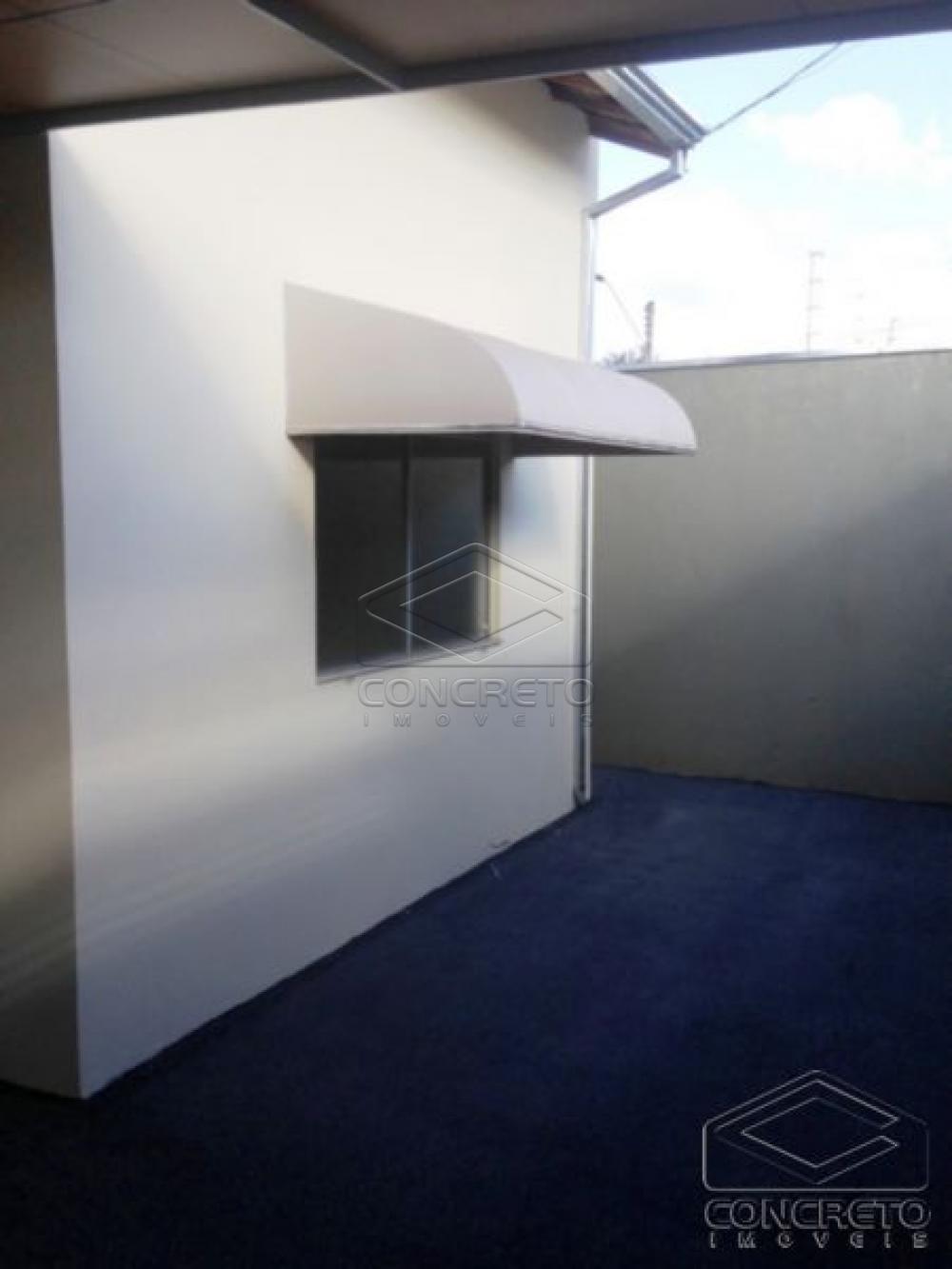 Alugar Casa / Resid&ecirc;ncia em Len&ccedil;&oacute;is Paulista R$ 1.300,00 - Foto 12