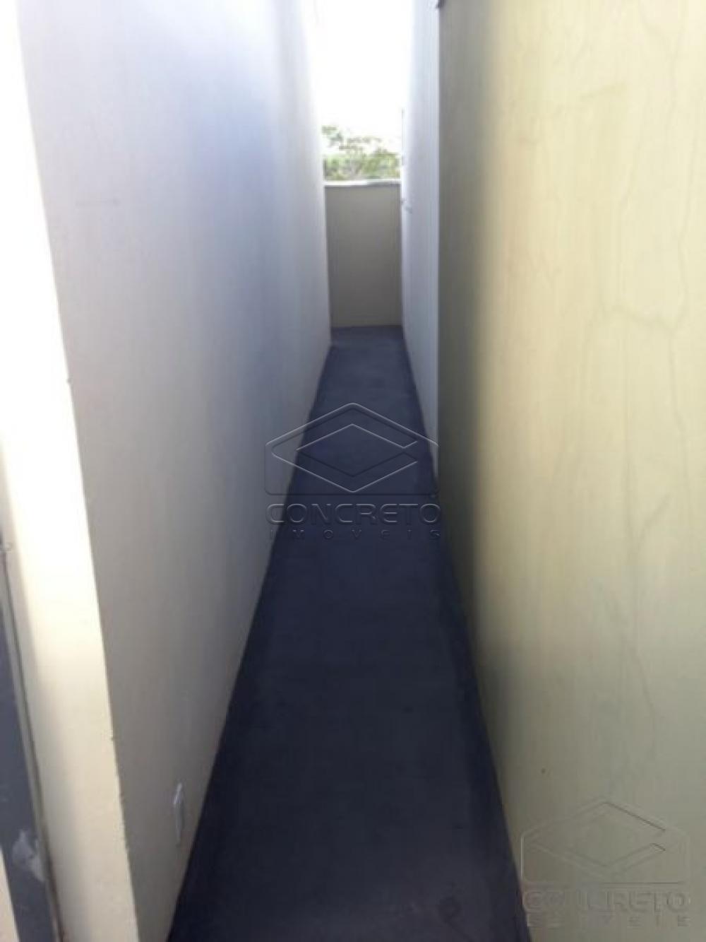 Alugar Casa / Resid&ecirc;ncia em Len&ccedil;&oacute;is Paulista R$ 1.300,00 - Foto 14