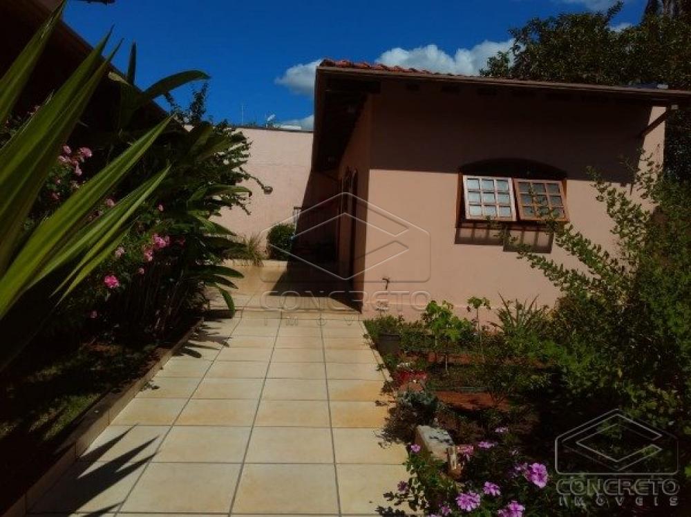 Comprar Casa / Padr&atilde;o em Len&ccedil;&oacute;is Paulista R$ 1.500.000,00 - Foto 2