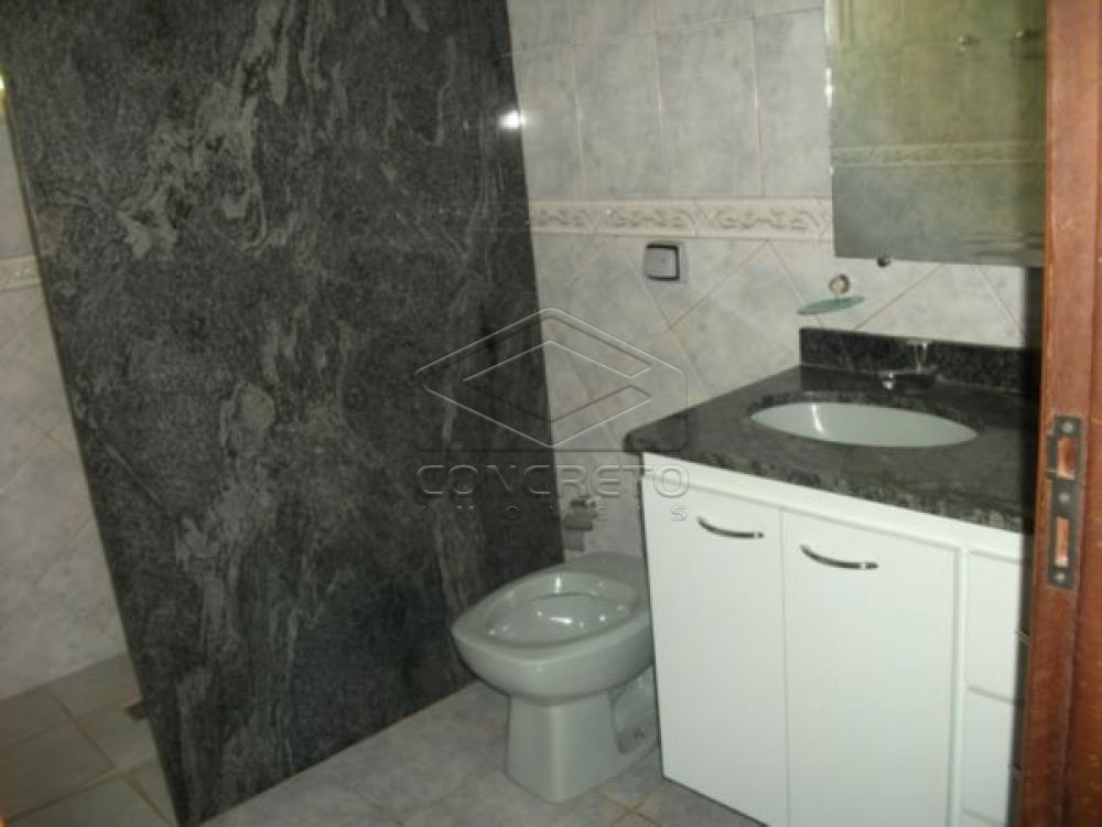 Comprar Casa / Padr&atilde;o em Len&ccedil;&oacute;is Paulista R$ 680.000,00 - Foto 12