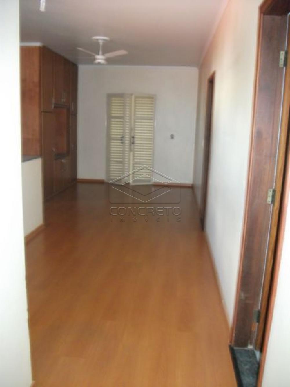 Comprar Casa / Padr&atilde;o em Len&ccedil;&oacute;is Paulista R$ 680.000,00 - Foto 14