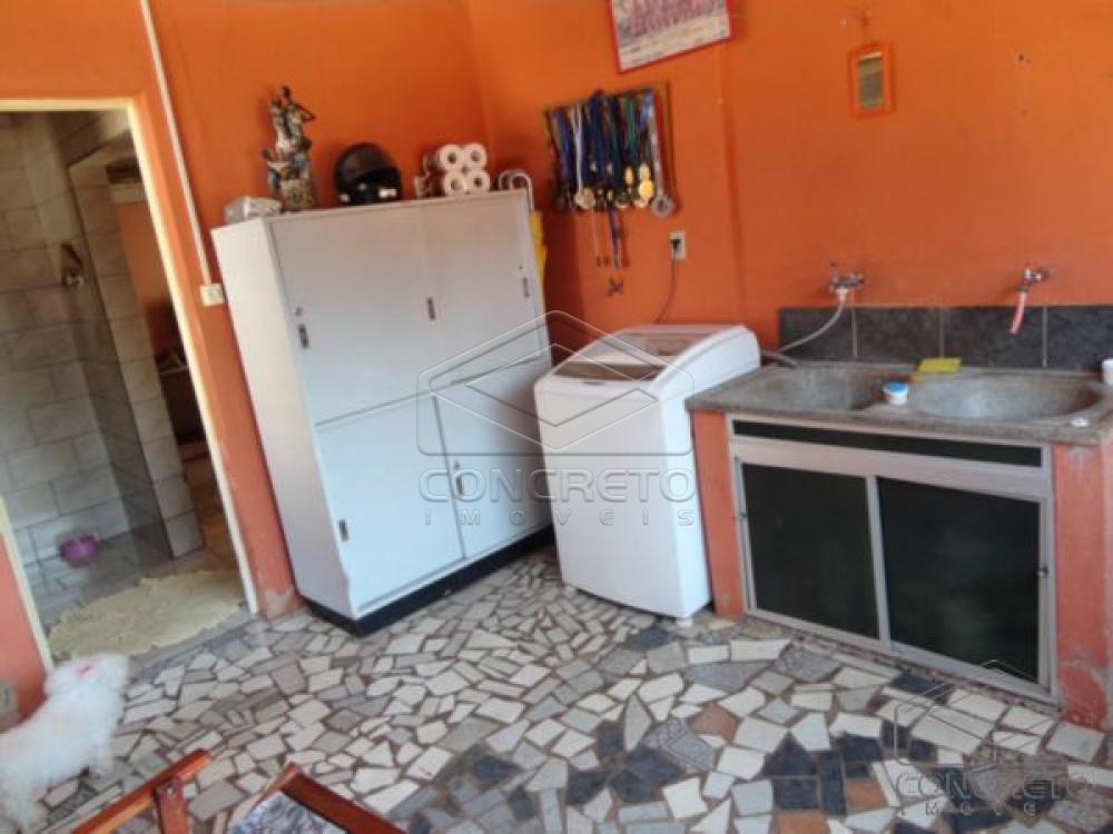 Comprar Casa / Padr&atilde;o em Len&ccedil;&oacute;is Paulista R$ 300.000,00 - Foto 2