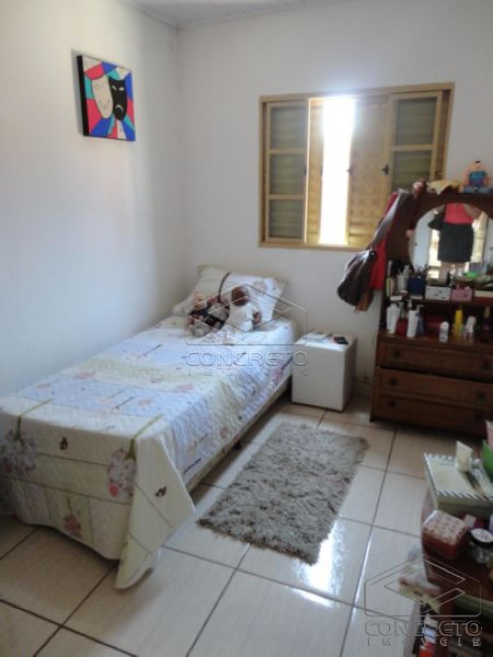 Comprar Casa / Padr&atilde;o em Len&ccedil;&oacute;is Paulista R$ 300.000,00 - Foto 7