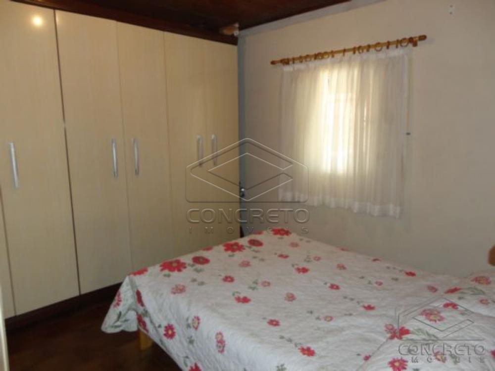 Comprar Casa / Padr&atilde;o em Len&ccedil;&oacute;is Paulista R$ 300.000,00 - Foto 9