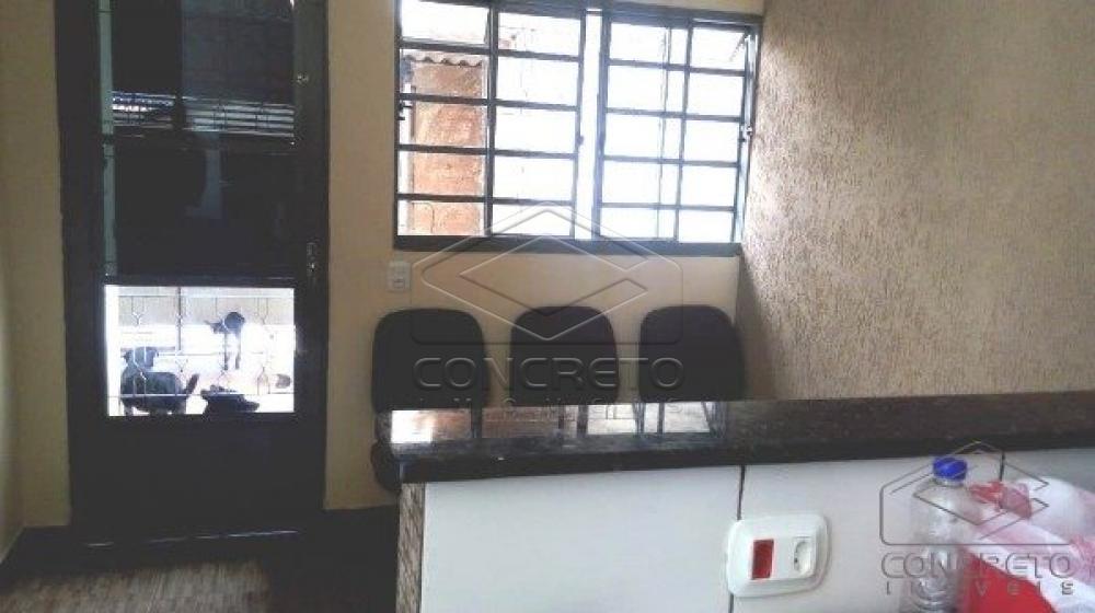 Comprar Casa / Padr&atilde;o em Len&ccedil;&oacute;is Paulista R$ 370.000,00 - Foto 1