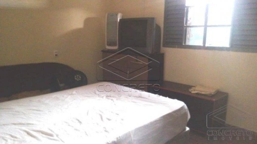 Comprar Casa / Padr&atilde;o em Len&ccedil;&oacute;is Paulista R$ 370.000,00 - Foto 3